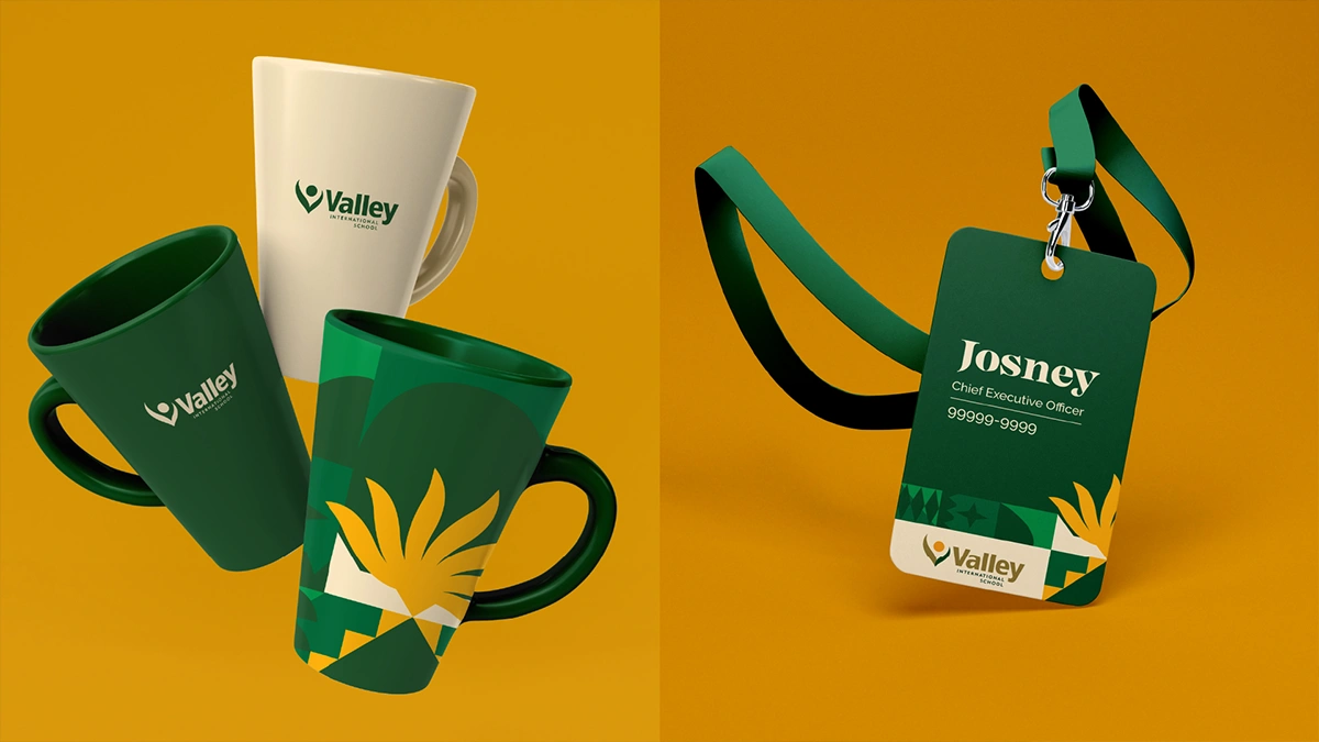 Copos e Crachá Rebrandados da Valley International School
