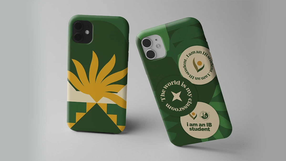 Capinha de Celular Personalizada com a Nova Marca da Valley